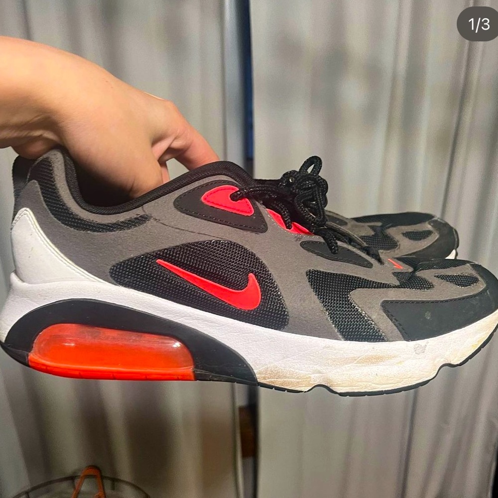 Nike Air Max 200’s